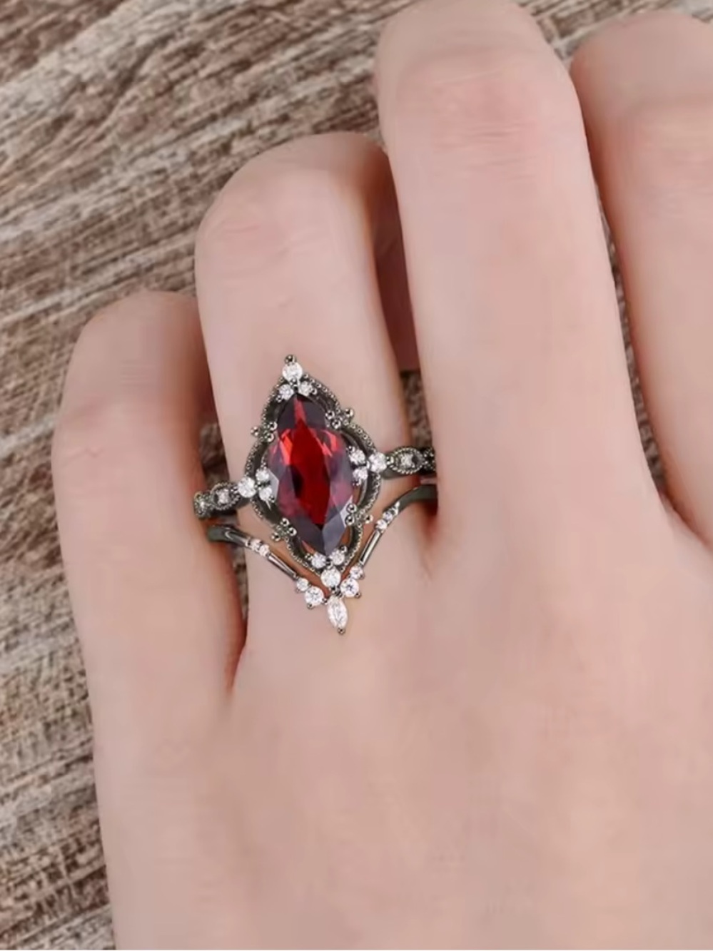 Antique Black and Red Gemstone Ring for Women